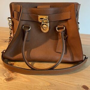 EUC Michael Kors Hamilton bag